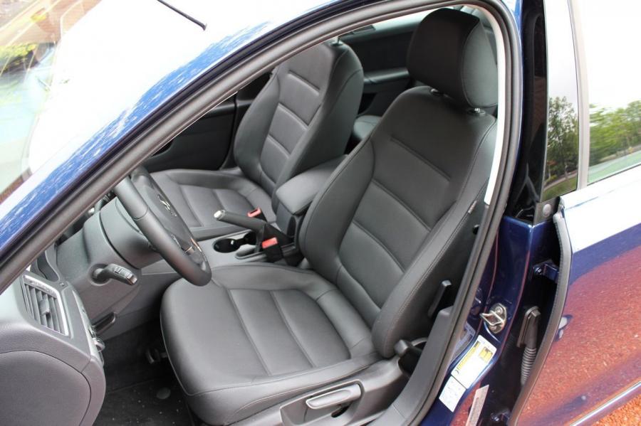  Volkswagen Jetta TDi 2011 года  (фото 71 из 120)